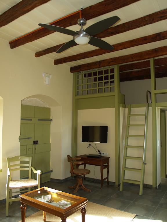 Agapi Holiday House Сивас Номер фото
